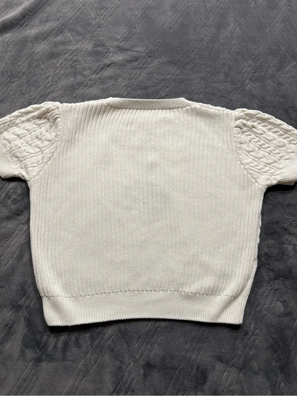 NWOT Cider Cream Cable-Knit Bunny Embroidered Short Sleeve Sweater - Size 1XL